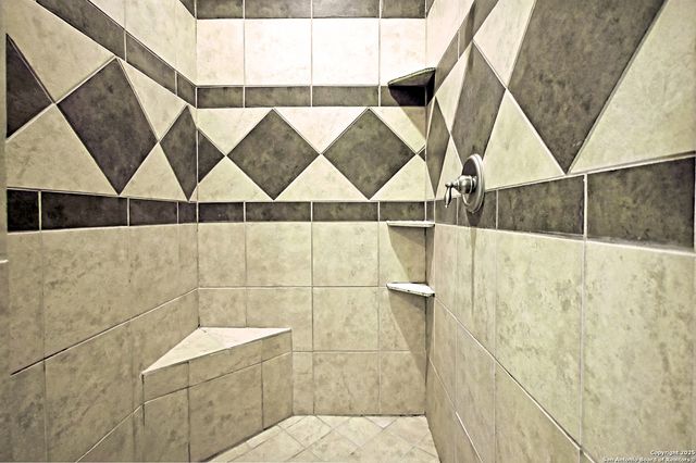 2223 SUN CHASE BLVD, New Braunfels, TX 78130