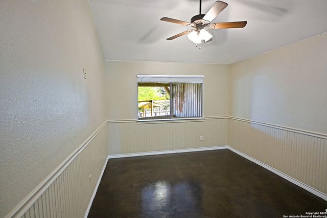 2223 SUN CHASE BLVD, New Braunfels, TX 78130