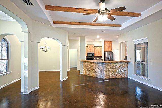 2223 SUN CHASE BLVD, New Braunfels, TX 78130