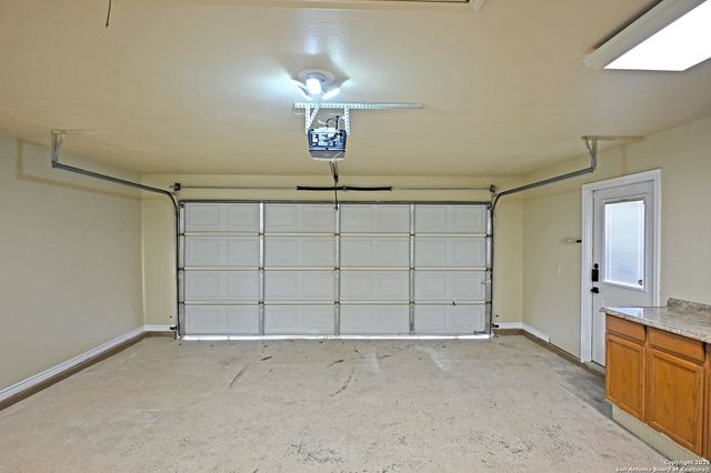 2223 SUN CHASE BLVD, New Braunfels, TX 78130