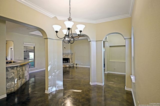 2223 SUN CHASE BLVD, New Braunfels, TX 78130