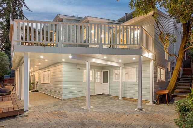 5922 Bruns Ct, Oakland, CA 94611