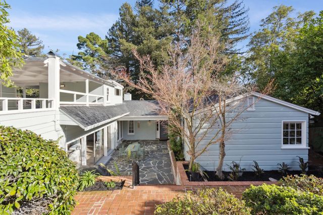 5922 Bruns Ct, Oakland, CA 94611