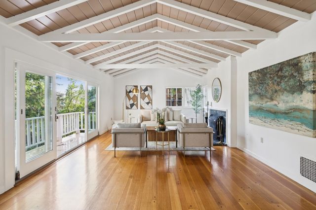 5922 Bruns Ct, Oakland, CA 94611