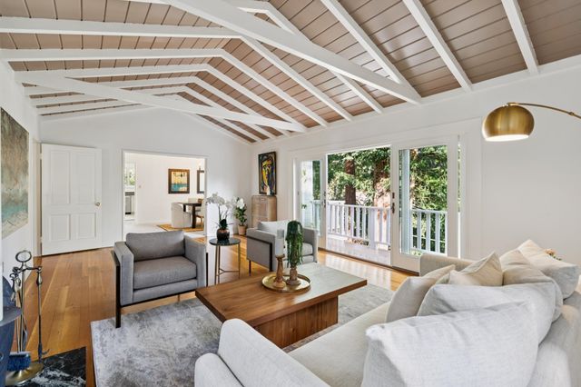 5922 Bruns Ct, Oakland, CA 94611