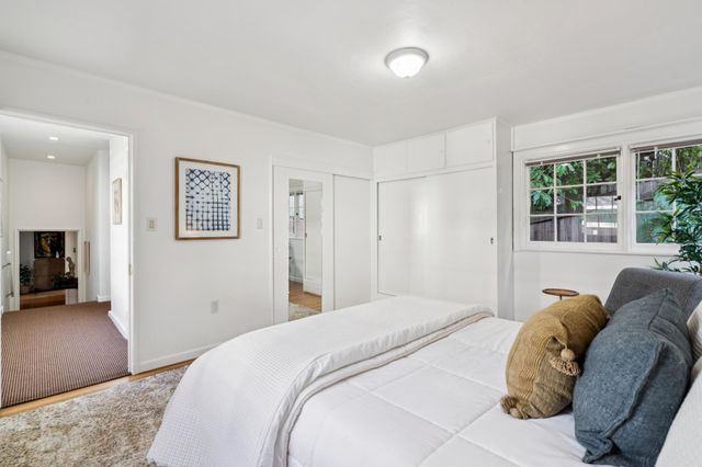 5922 Bruns Ct, Oakland, CA 94611