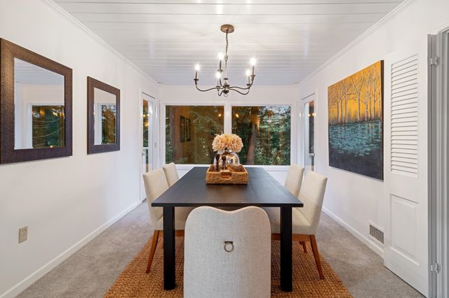 5922 Bruns Ct, Oakland, CA 94611