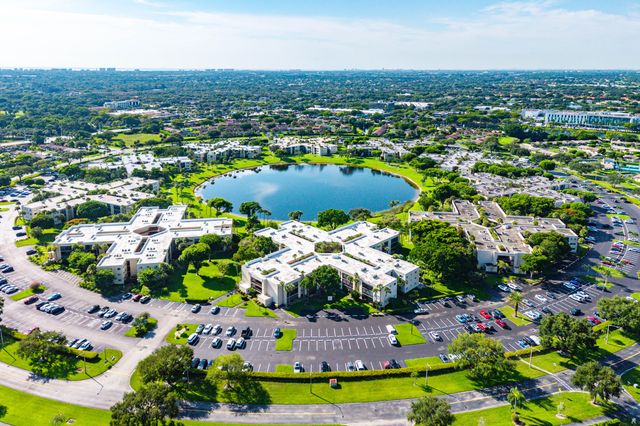 5190 LAS VERDES Circle 105, Delray Beach, FL 33484