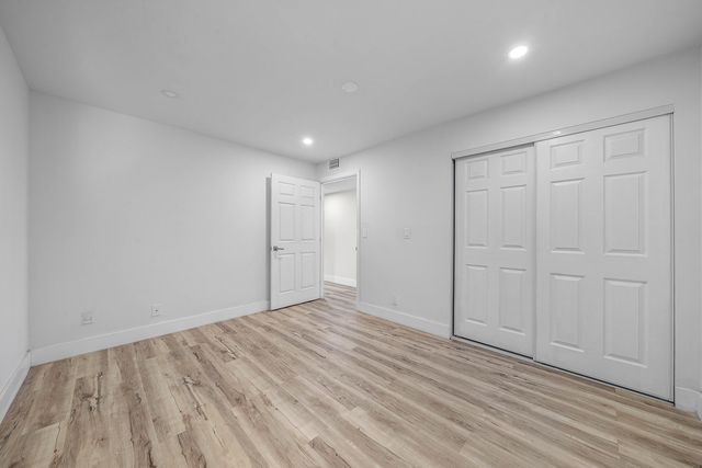 5190 LAS VERDES Circle 105, Delray Beach, FL 33484