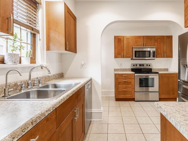 5425 N Kenwood Avenue, Indianapolis, IN 46208