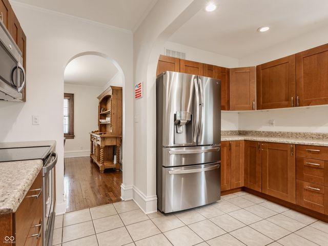 5425 N Kenwood Avenue, Indianapolis, IN 46208