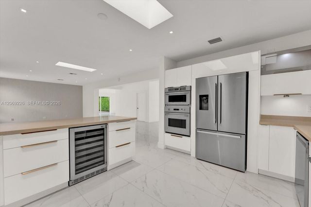 1777 Daytonia Road, Miami Beach, FL 33141
