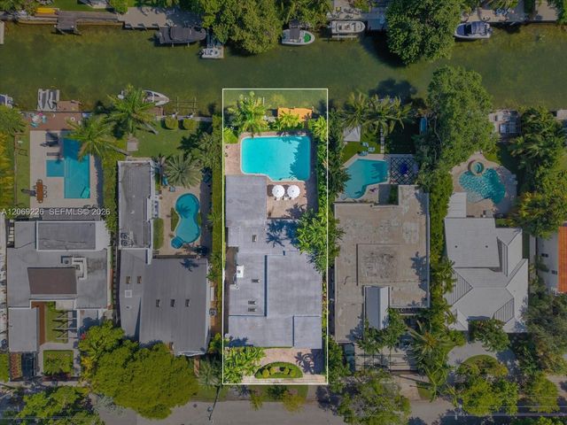 1777 Daytonia Road, Miami Beach, FL 33141