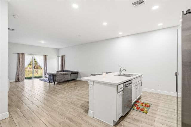 775 11th Avenue SW, Vero Beach, FL 32962