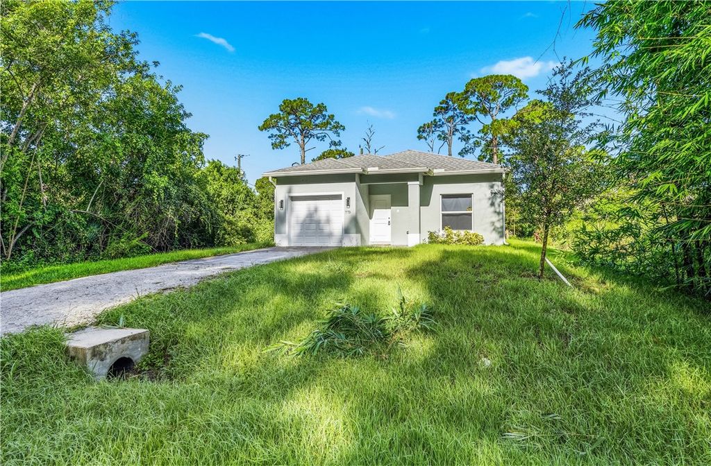 775 11th Avenue SW, Vero Beach, FL 32962