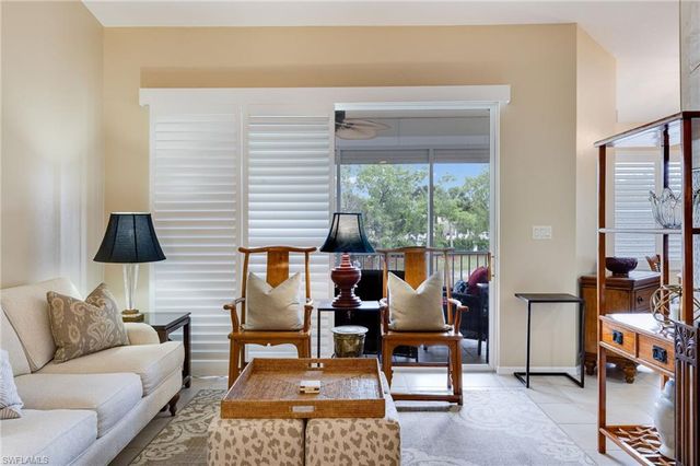 13951 Eagle Ridge Lakes DR 203, Fort Myers, FL 33912