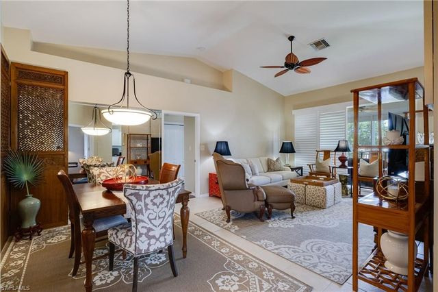 13951 Eagle Ridge Lakes DR 203, Fort Myers, FL 33912