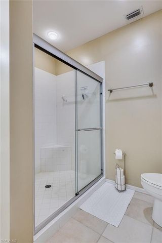 13951 Eagle Ridge Lakes DR 203, Fort Myers, FL 33912