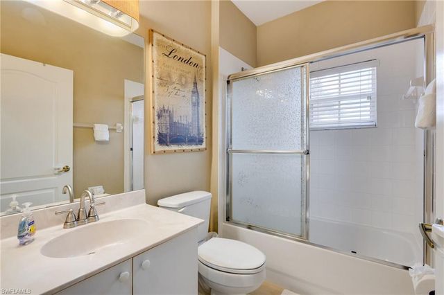 13951 Eagle Ridge Lakes DR 203, Fort Myers, FL 33912