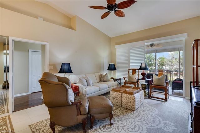 13951 Eagle Ridge Lakes DR 203, Fort Myers, FL 33912