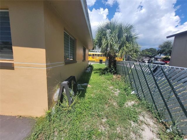 5230 11TH AVENUE S, Gulfport, FL 33707