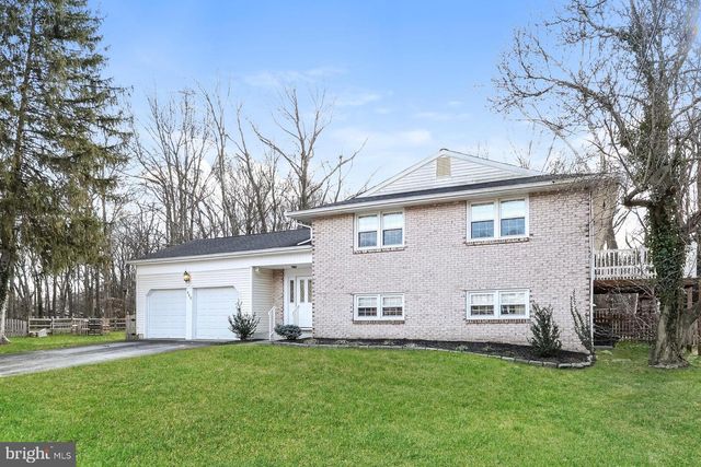 117 SCHOOLHOUSE TER, Mount Laurel, NJ 08054