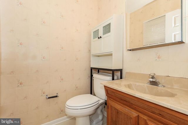 117 SCHOOLHOUSE TER, Mount Laurel, NJ 08054