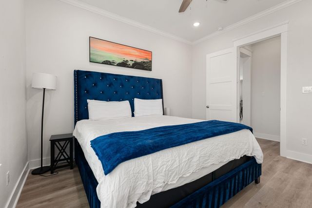 22906 Miramar Street, Galveston, TX 77554