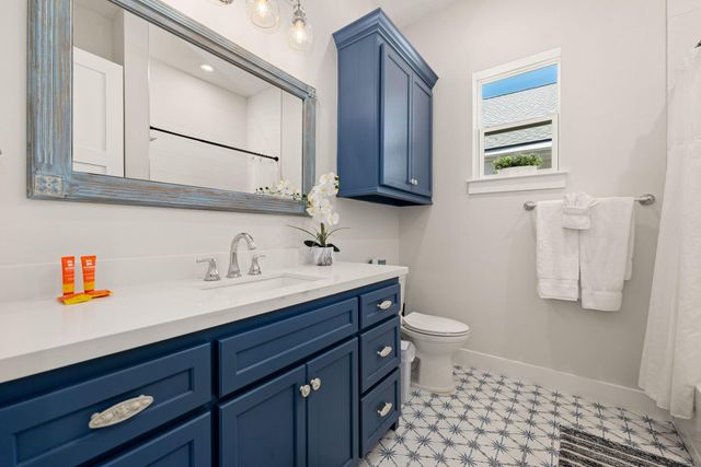 22906 Miramar Street, Galveston, TX 77554