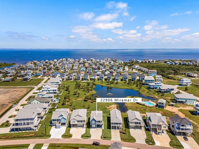 22906 Miramar Street, Galveston, TX 77554