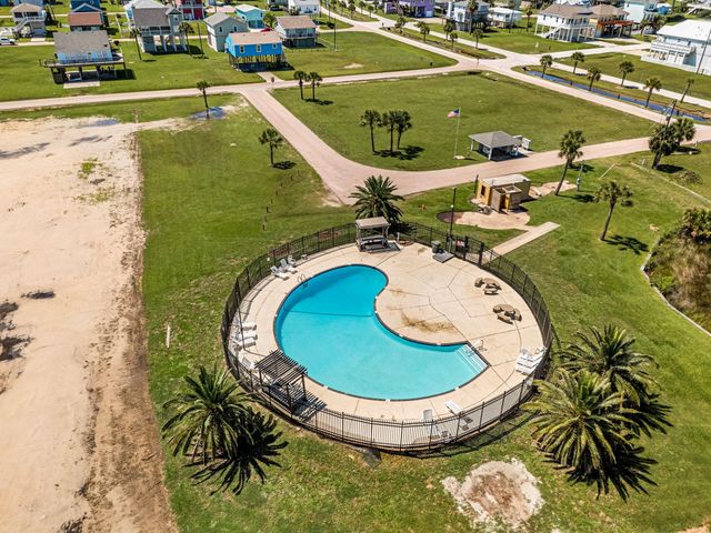22906 Miramar Street, Galveston, TX 77554