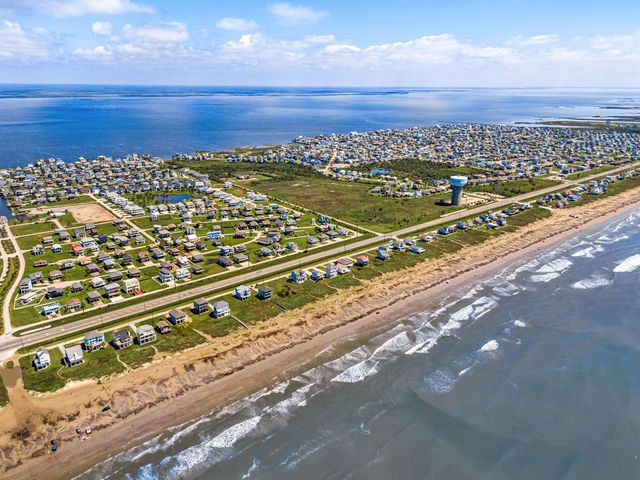 22906 Miramar Street, Galveston, TX 77554