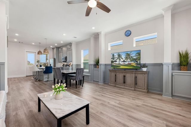 22906 Miramar Street, Galveston, TX 77554