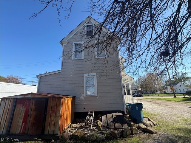 37805 Vine Street, Willoughby, OH 44094