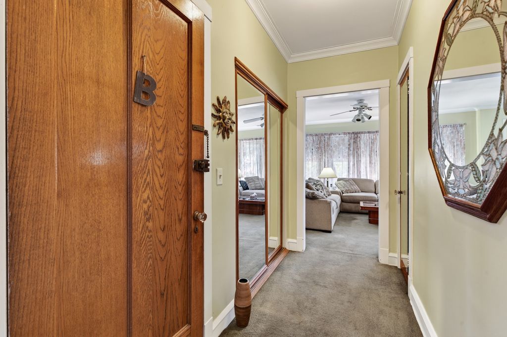 5200 W Byron Street, Chicago, IL 60641 — photo 5