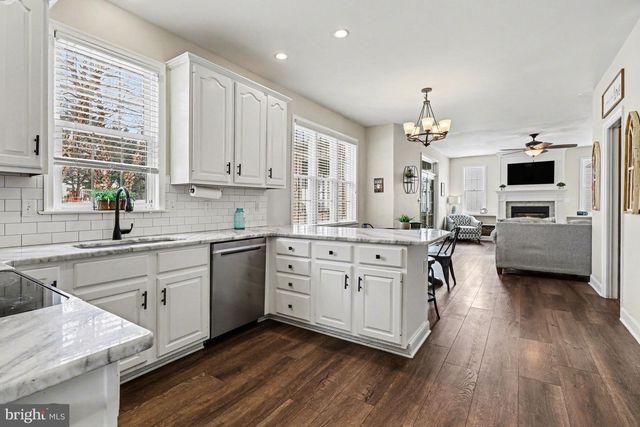 114 ROTHSVILLE STATION RD, Lititz, PA 17543