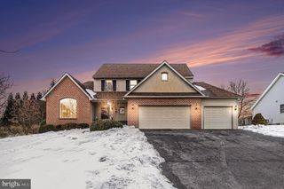 114 ROTHSVILLE STATION RD, Lititz, PA 17543