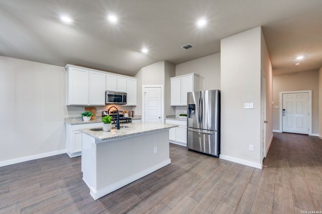 7060 Rimwood, Live Oak, TX 78233