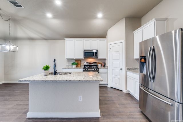 7060 Rimwood, Live Oak, TX 78233