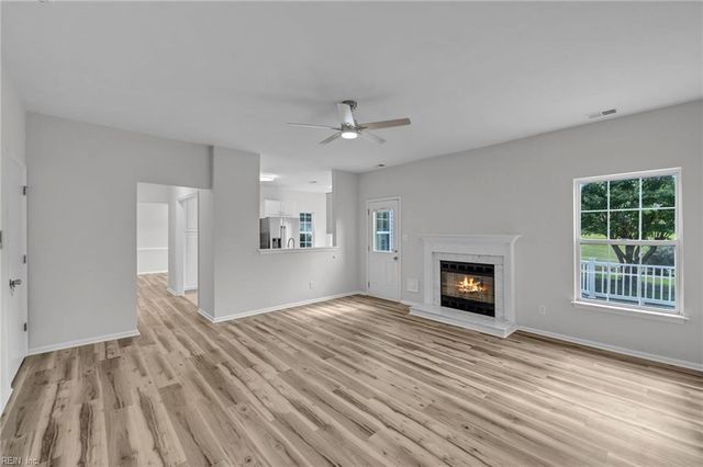400 Las Gaviotas BLVD, Chesapeake, VA 23322