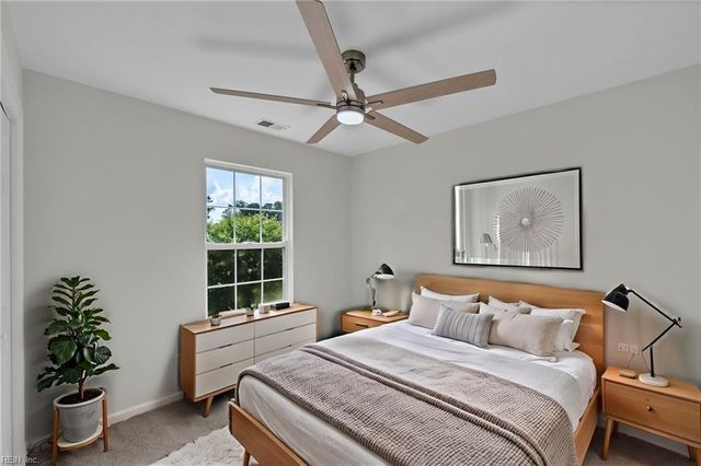 400 Las Gaviotas BLVD, Chesapeake, VA 23322