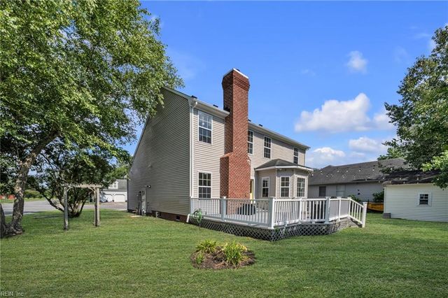 400 Las Gaviotas BLVD, Chesapeake, VA 23322
