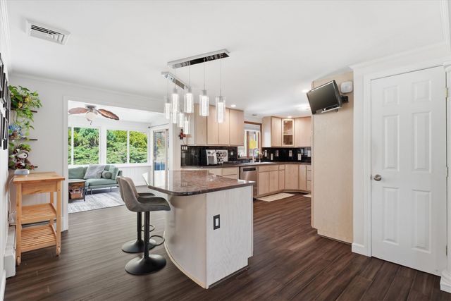 11 Oriole Road, Windham, NH 03087