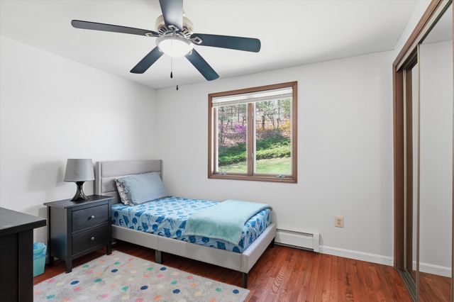 11 Oriole Road, Windham, NH 03087