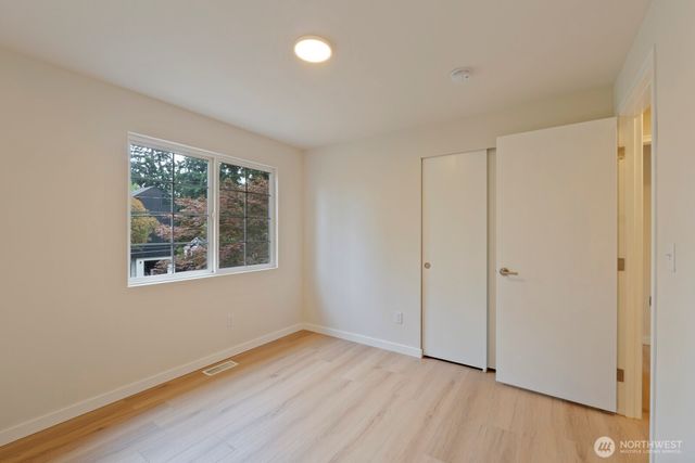 12057 20th Avenue NE, Seattle, WA 98125