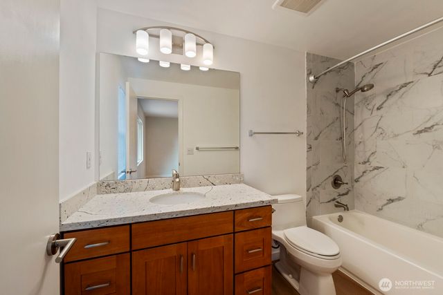12057 20th Avenue NE, Seattle, WA 98125