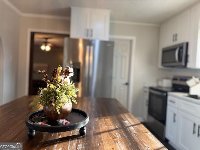 1242 Broxton Highway, Hazlehurst, GA 31539