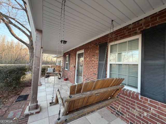 1242 Broxton Highway, Hazlehurst, GA 31539