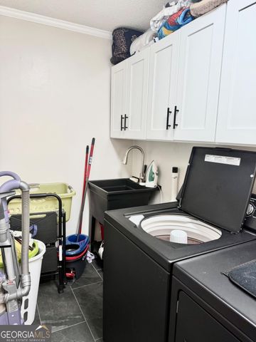 1242 Broxton Highway, Hazlehurst, GA 31539