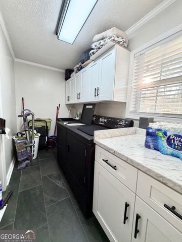 1242 Broxton Highway, Hazlehurst, GA 31539